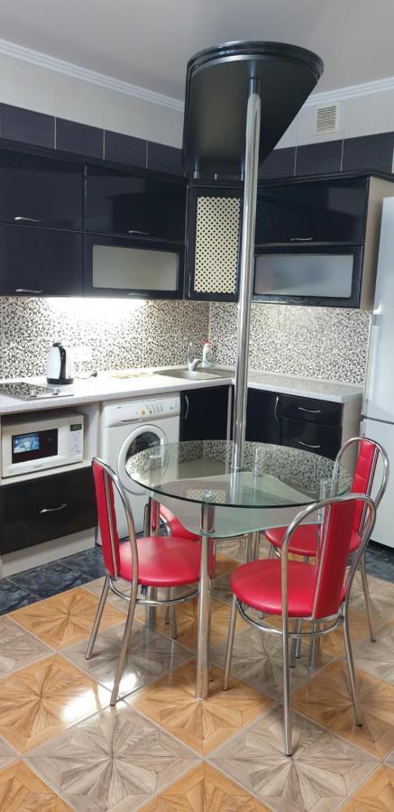 Apartament Near Dnieper Czerkasy Zewnętrze zdjęcie